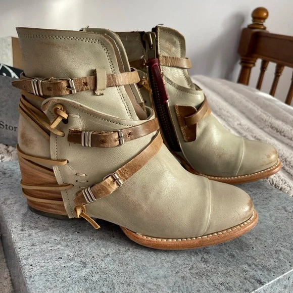 Freebird Crue in ice size 9 - Picture 2 of 9